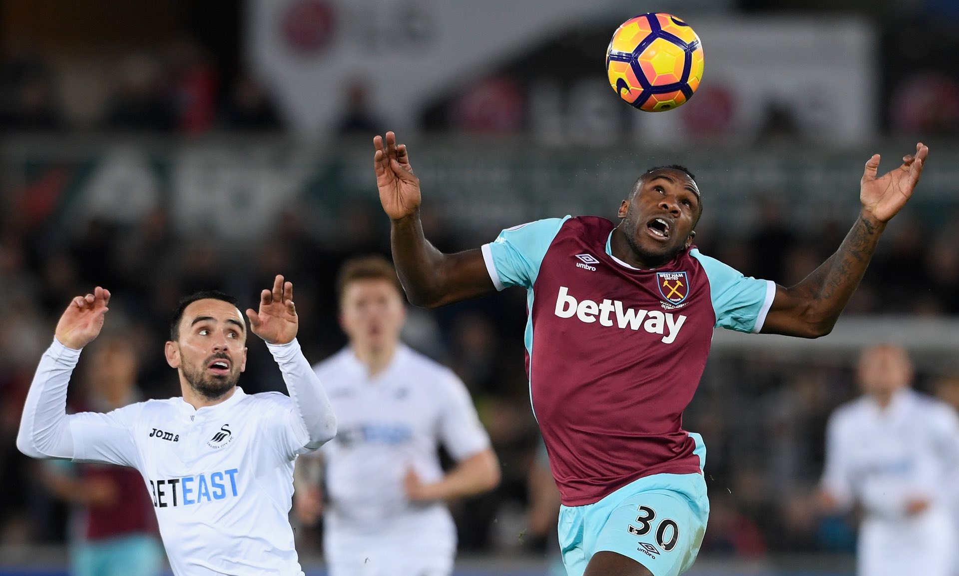 在联赛中创 在联赛中创